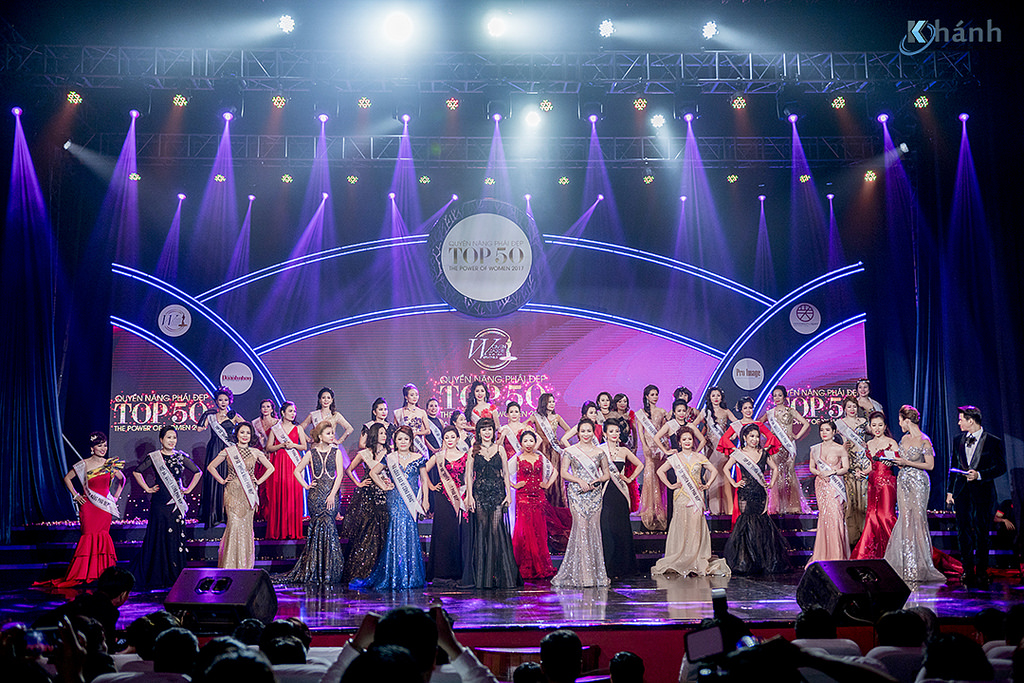 vinh-du-khi-duoc-chup-anh-su-kien-cho-top-50-quyen-nang-phai-dep